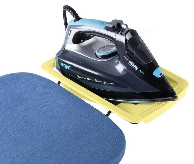 طاولة كي مثبتة على الحائط2